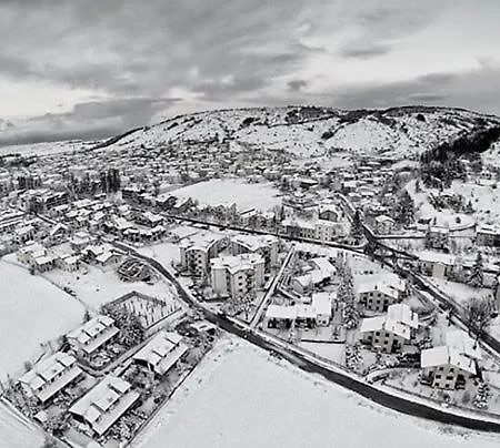 卡尔多瓦酒店 罗卡迪梅佐