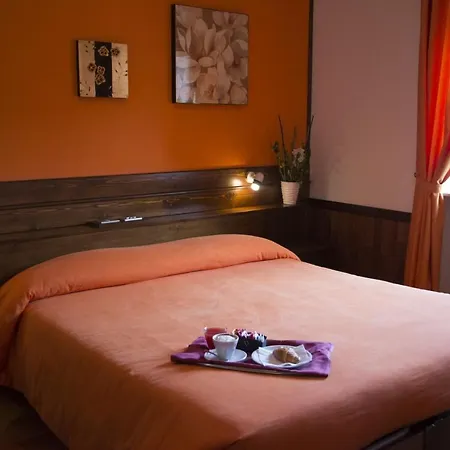 卡尔多瓦酒店 3* 罗卡迪梅佐