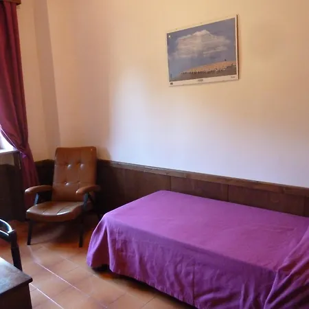 卡尔多瓦酒店 罗卡迪梅佐