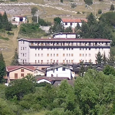 Caldora Hotell Rocca di Mezzo