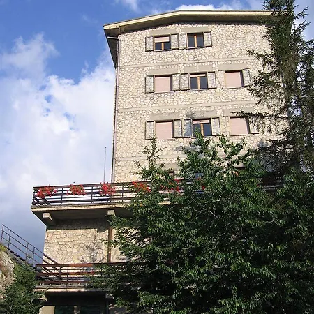 Caldora 3* Rocca di Mezzo