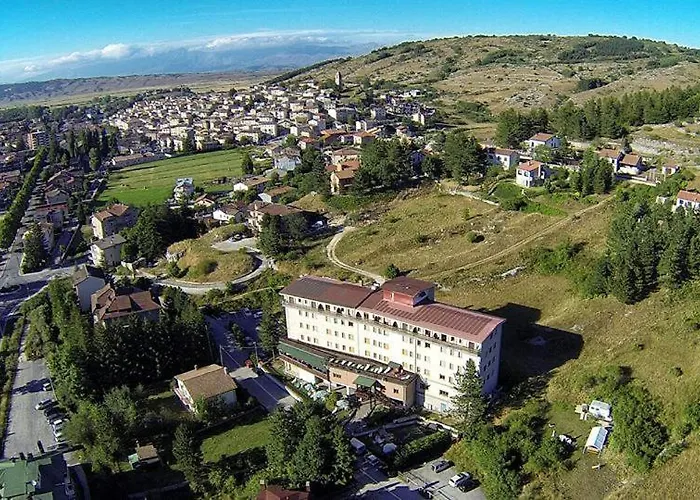Hotel Caldora Rocca di Mezzo